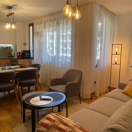 Boutique Sequoia Ii Lägenhet *