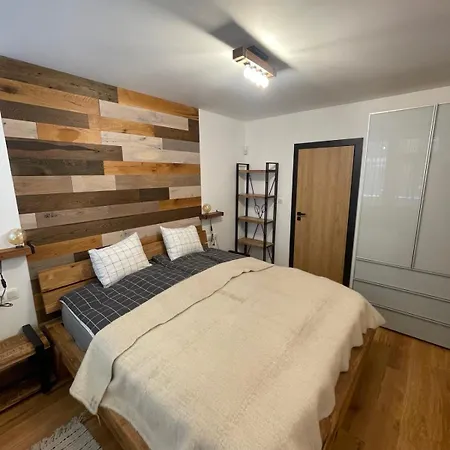 Boutique Sequoia Ii *